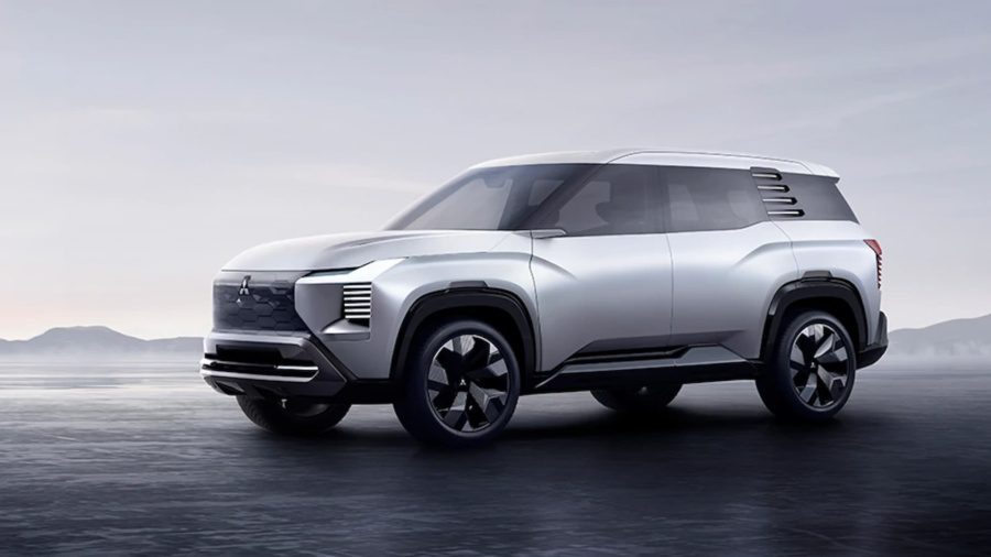 
						Новий доступний 7‑місний кросовер Mitsubishi Destinator незабаром презентують (Фото)