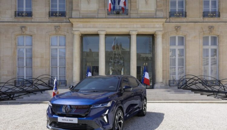 
						Renault підготувала унікальний кросовер для президента Франції Еммануеля Макрона (Фото)