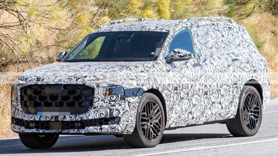 
						Audi тестує новий флагманський кросовер Audi Q9 (Фото)
