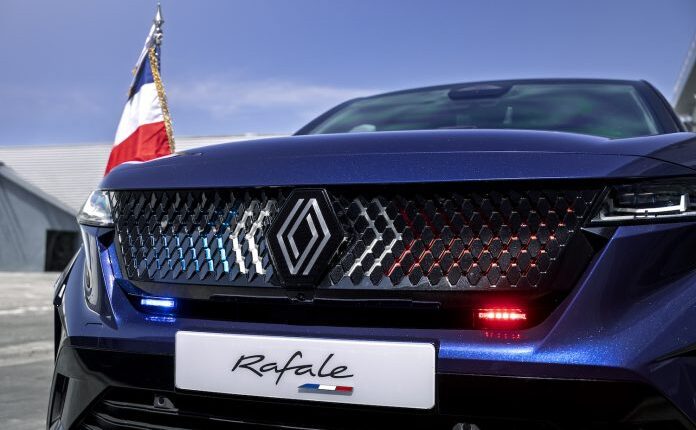 
						Renault підготувала унікальний кросовер для президента Франції Еммануеля Макрона (Фото)