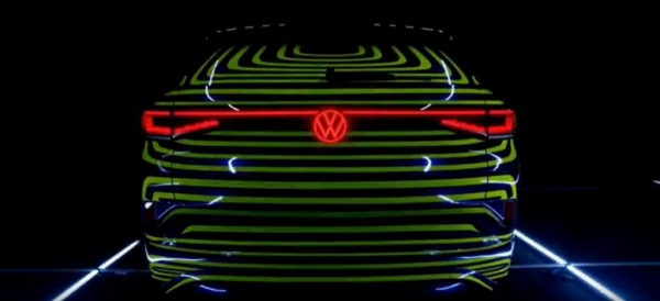 Volkswagen ID.4 będzie elektrycznym odpowiednikiem Tiguana. Co już o nim wiemy?