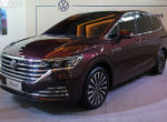 Volkswagen выводит на рынок роскошный минивэн (фото)