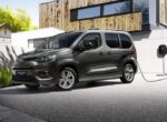 Компания Toyota представила новый электрический минивэн (Фото)