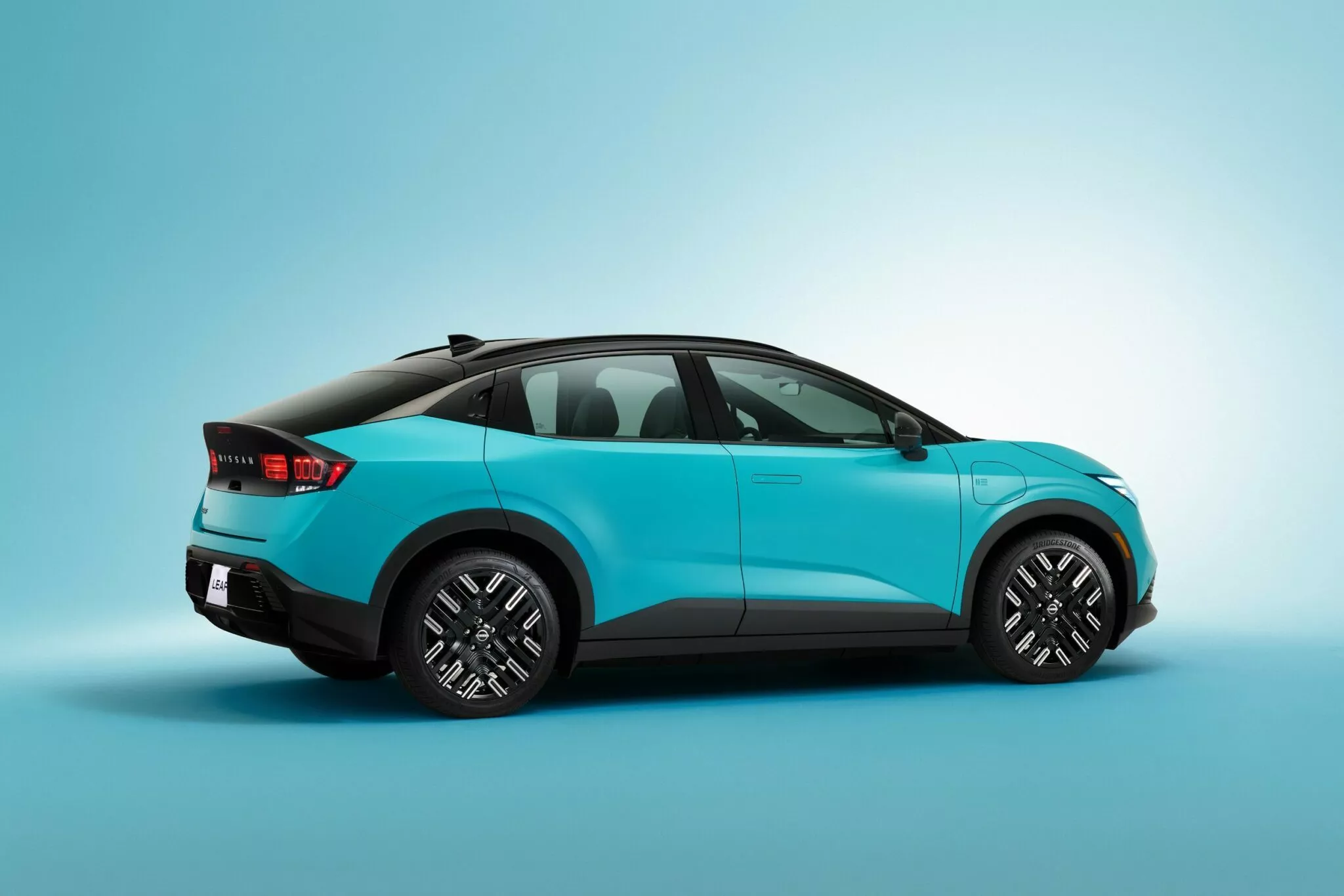 
						Nissan представив новий Leaf: що про нього відомо