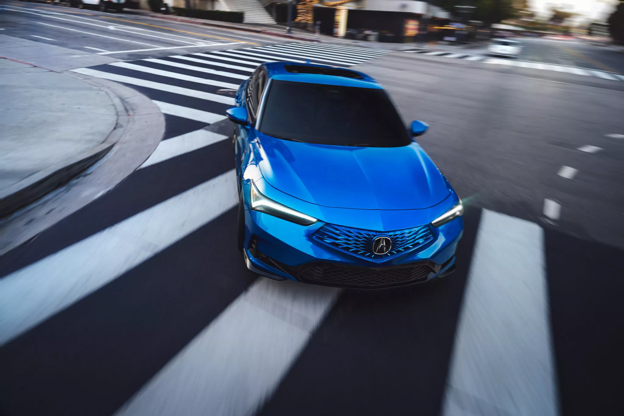 
						Acura представила оновлену технологічну Integra