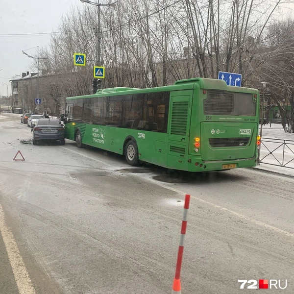 b2fdb2ebe2af3bc7f5a1638582c28b99